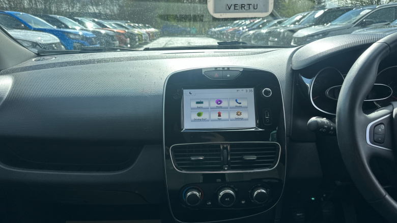 Renault Clio 0.9 TCE 90 Iconic 5dr Petrol Hatchback